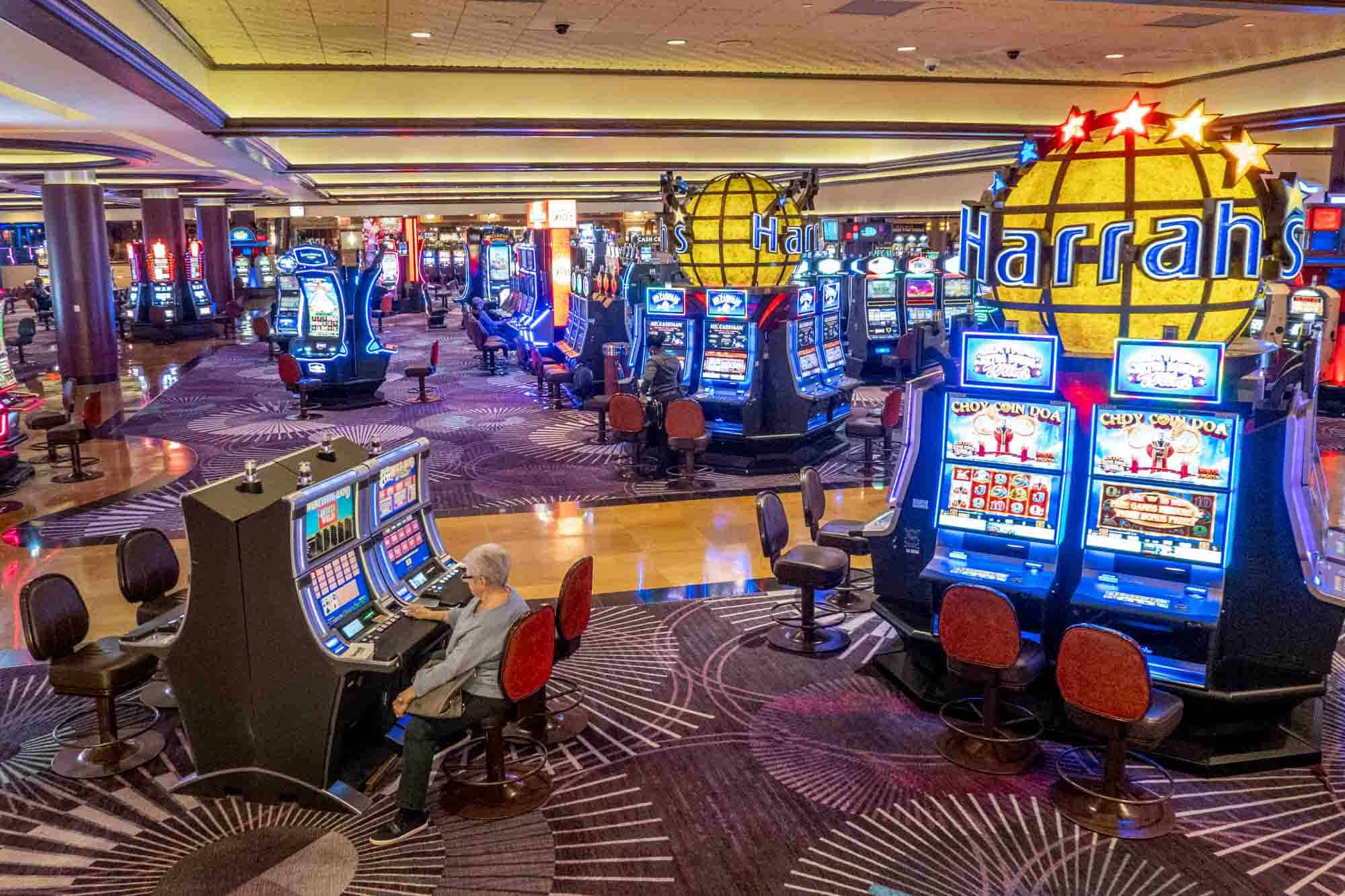 Slot Makinesi Algoritmaları: İddialar ve Gerçekler